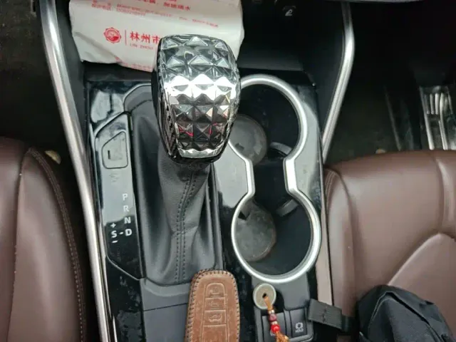 Toyota Highlander — Фото автомобиля 13
