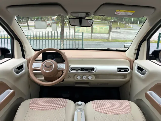 Wuling Hongguang Mini EV — Фото автомобиля 16