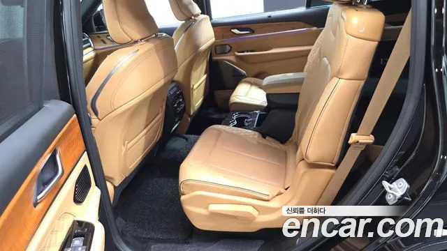 Jeep Cherokee WL — Фото автомобиля 12