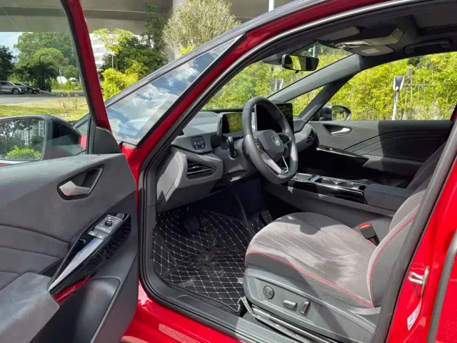 Volkswagen ID.3 — Фото автомобиля 8