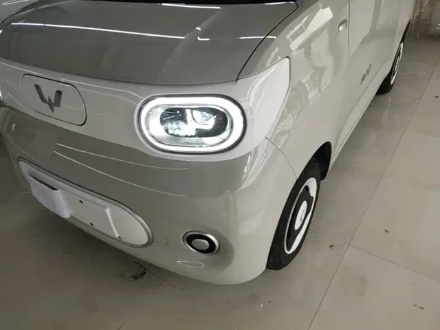 Wuling Hongguang Mini EV — Фото автомобиля 23