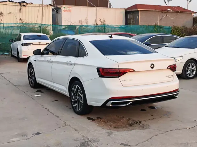 Volkswagen Sagitar — Фото автомобиля 9