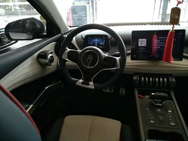 BYD Yuan PLUS — Фото автомобиля 10