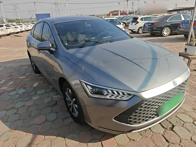 BYD Qin PLUS — Фото автомобиля 3