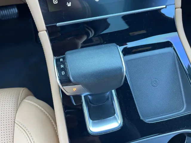 Li Auto ONE — Фото автомобиля 12