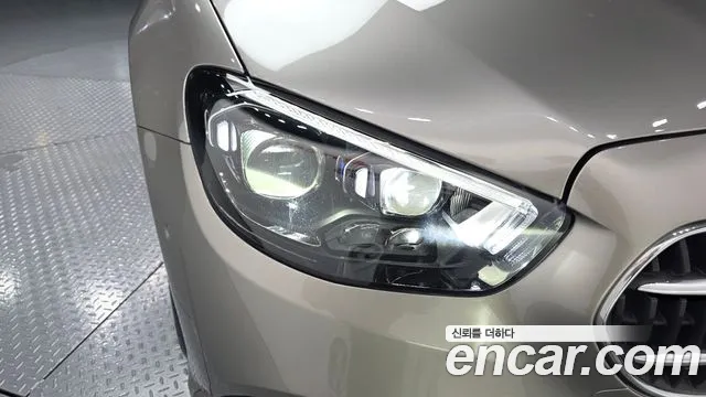 Mercedes-Benz E-Class E-класс W213 E350 4MATIC Avantgarde — Фото автомобиля 20