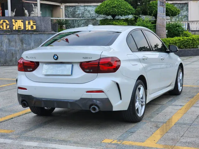 BMW 1 Series — Фото автомобиля 6
