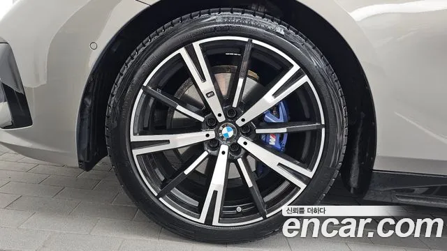 BMW 5-Series 5 серия (G60) 530i xDrive M Sport — Фото автомобиля 5