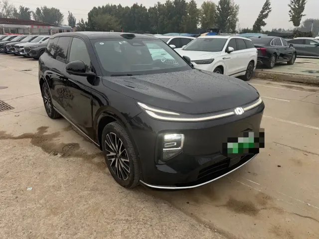 Changan Qiyuan Q07 — Фото автомобиля 3
