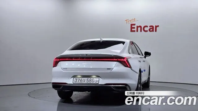 Kia K8 Hybrid — Фото автомобиля 4