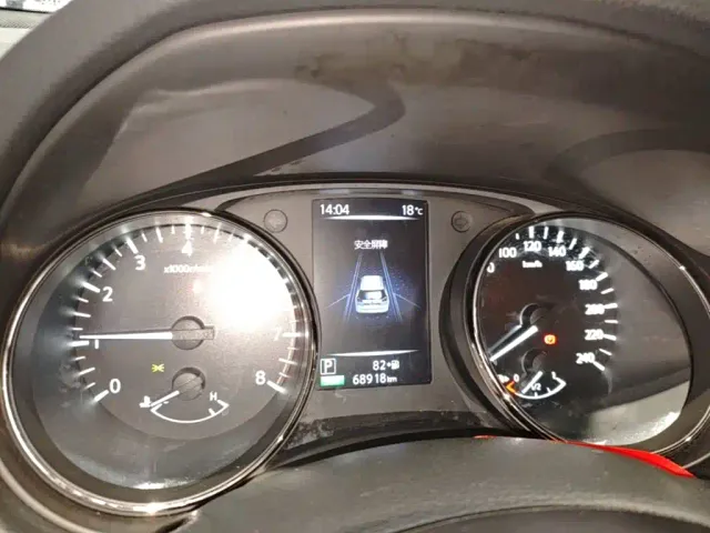 Nissan X-Trail — Фото автомобиля 11
