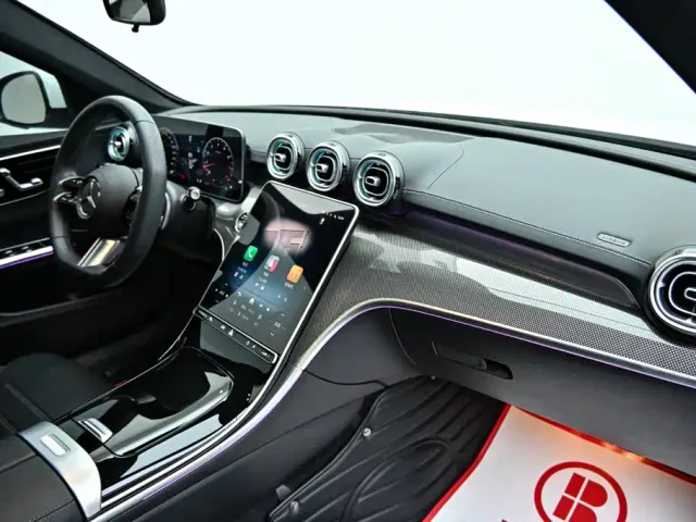 Mercedes-Benz C-Class — Фото автомобиля 16