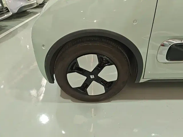 Baojun KiWi EV — Фото автомобиля 22
