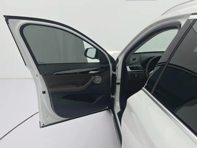 BMW X1 — Фото автомобиля 11