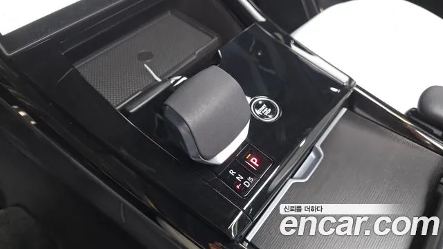 Land Rover Range Rover Sport — Фото автомобиля 9