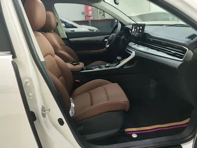 Geely Vision X6 — Фото автомобиля 24