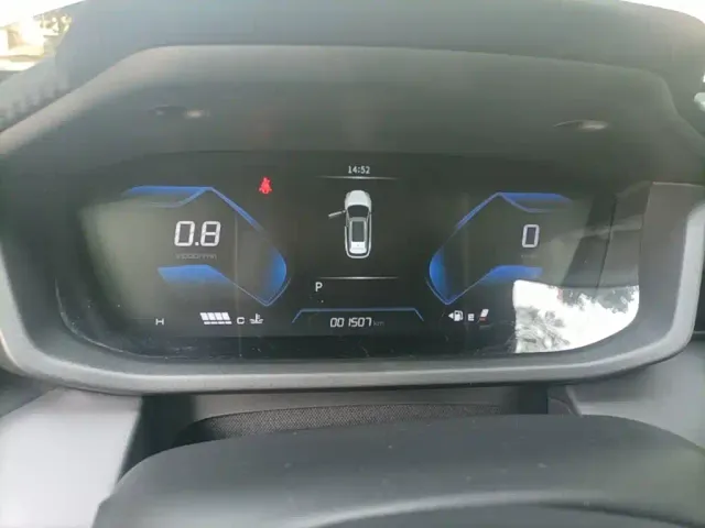 Dongfeng Yixuan GS — Фото автомобиля 11