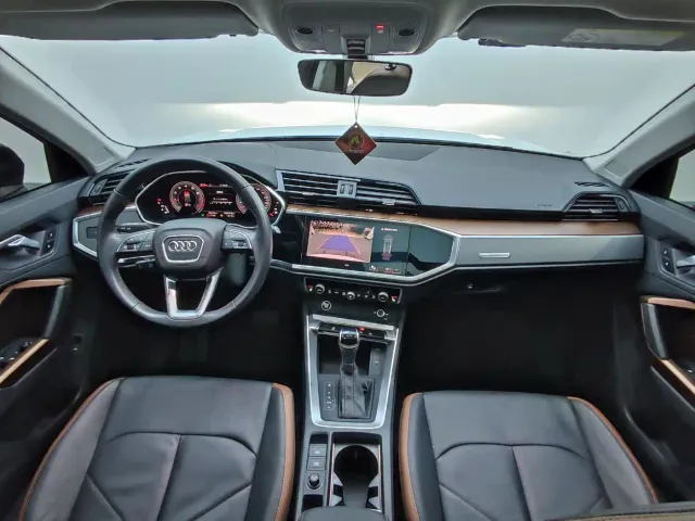 Audi Q3 — Фото автомобиля 8