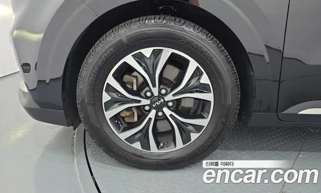 Kia Carnival 4th Gen — Фото автомобиля 5