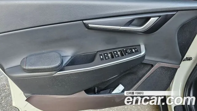 Kia EV6 — Фото автомобиля 12