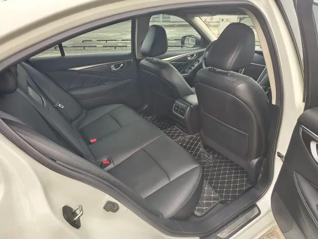 Infiniti Q50L — Фото автомобиля 12