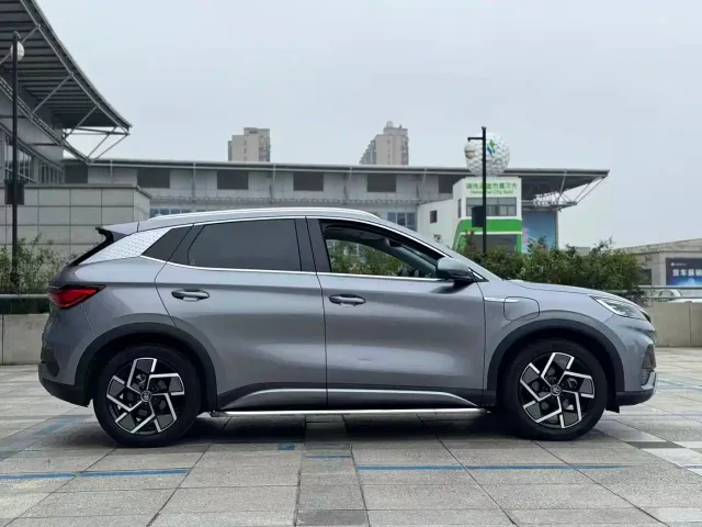 BYD Yuan PLUS — Фото автомобиля 8