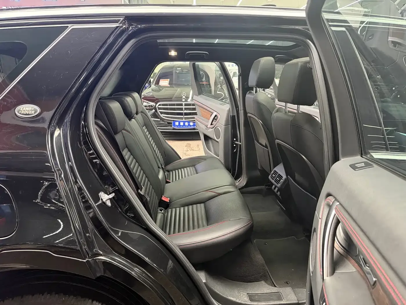 Land Rover Discovery Sport 2022 Model 249PS R-Dynamic S Performance Edition 5-Seater — Фото автомобиля 15