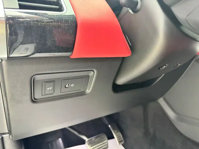 Land Rover Range Rover Sport — Фото автомобиля 17