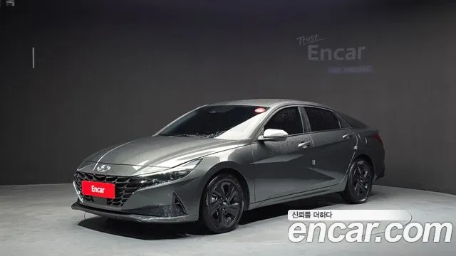 Фотография автомобиля — Hyundai Avante CN7
