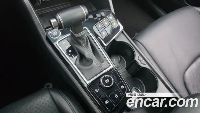 Kia Sportage Sportage 5-е поколение Дизель 2.0 2WD — Фото автомобиля 9