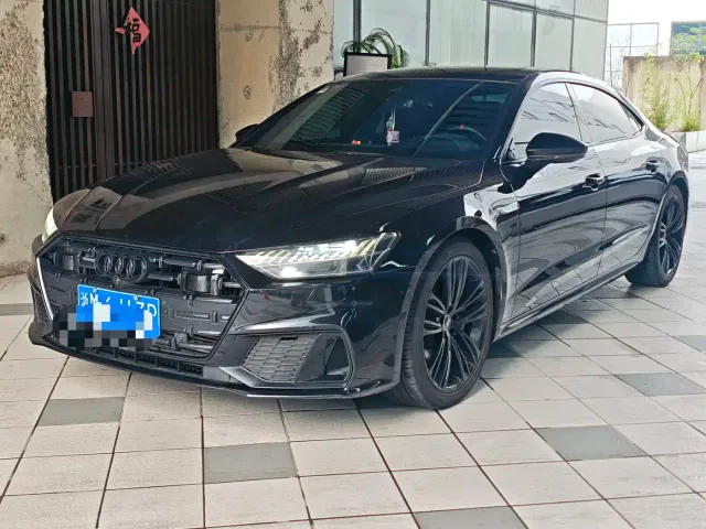 Фотография автомобиля — Audi A7L