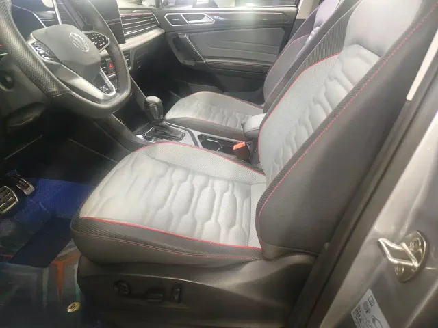 Volkswagen Tiguan L — Фото автомобиля 4