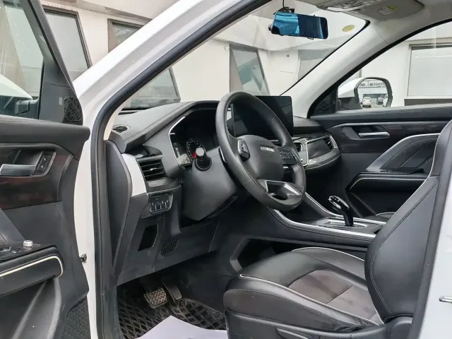 Haval H6 — Фото автомобиля 9