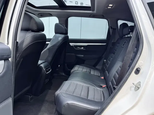 Honda CR-V — Фото автомобиля 10