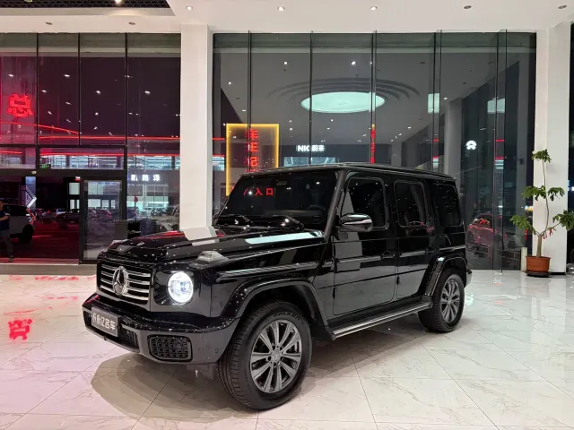 Mercedes-Benz G-Class — Фото автомобиля 3