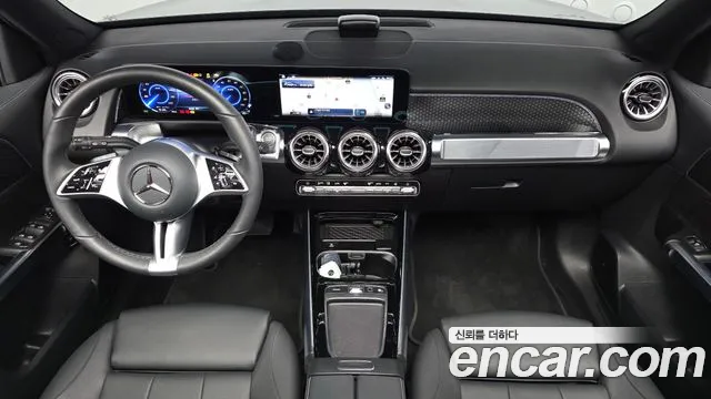 Mercedes-Benz EQB X243 — Фото автомобиля 6