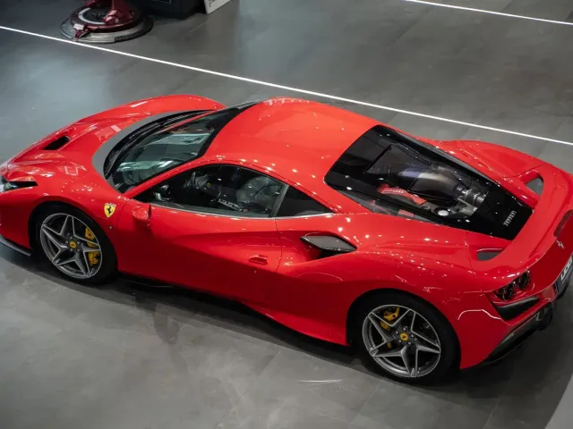 Ferrari F8 — Фото автомобиля 3