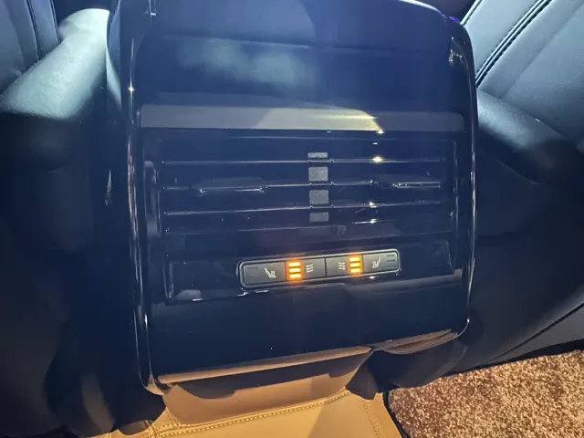 Land Rover Range Rover Sport — Фото автомобиля 14