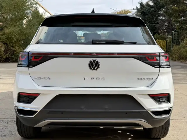 Volkswagen T-Roc — Фото автомобиля 6
