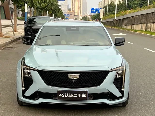 Cadillac CT5 — Фото автомобиля 3