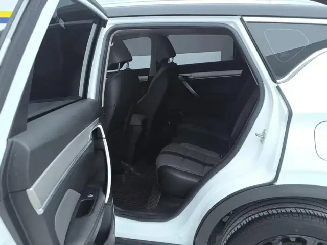 Geely Binyue — Фото автомобиля 11