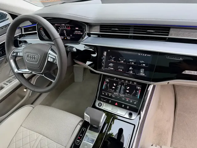 Audi Audi A8 2022 A8L Horch Founder's Edition Legendary — Фото автомобиля 10