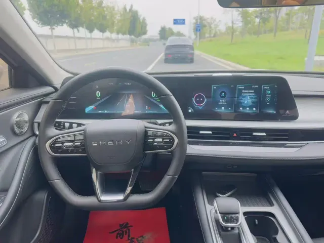 Chery Arrizo 8 PRO — Фото автомобиля 5