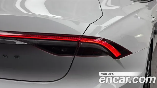 Hyundai Grandeur New — Фото автомобиля 8