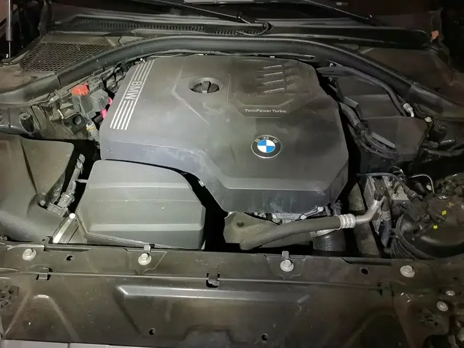 BMW BMW 3 Series 2023 325Li M Sport Black Night Package — Фото автомобиля 10