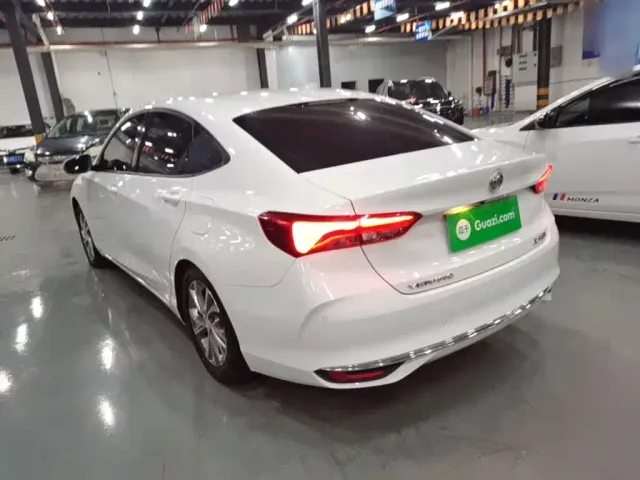 Buick Verano — Фото автомобиля 4