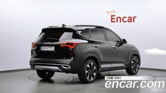 Kia Seltos — Фото автомобиля 2