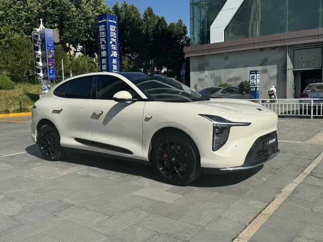 IM Motors IM LS6 2026 Pure Electric Max — Фото автомобиля 3