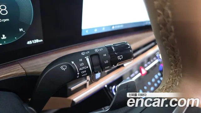 Hyundai Santa Fe MX5 — Фото автомобиля 28