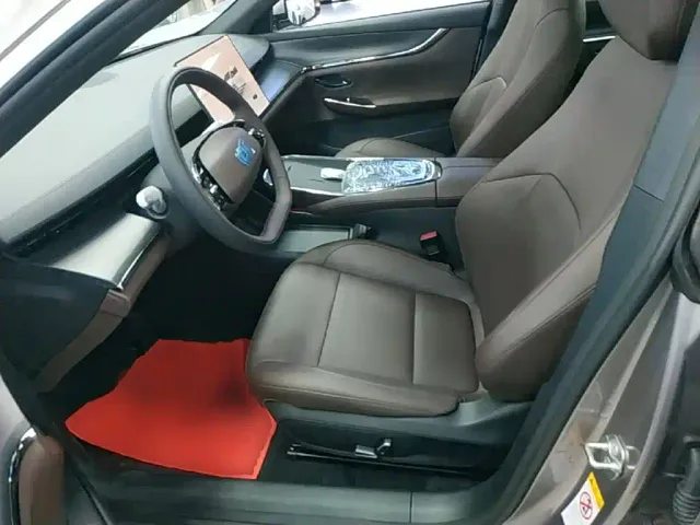 Changan Qiyuan A07 — Фото автомобиля 10